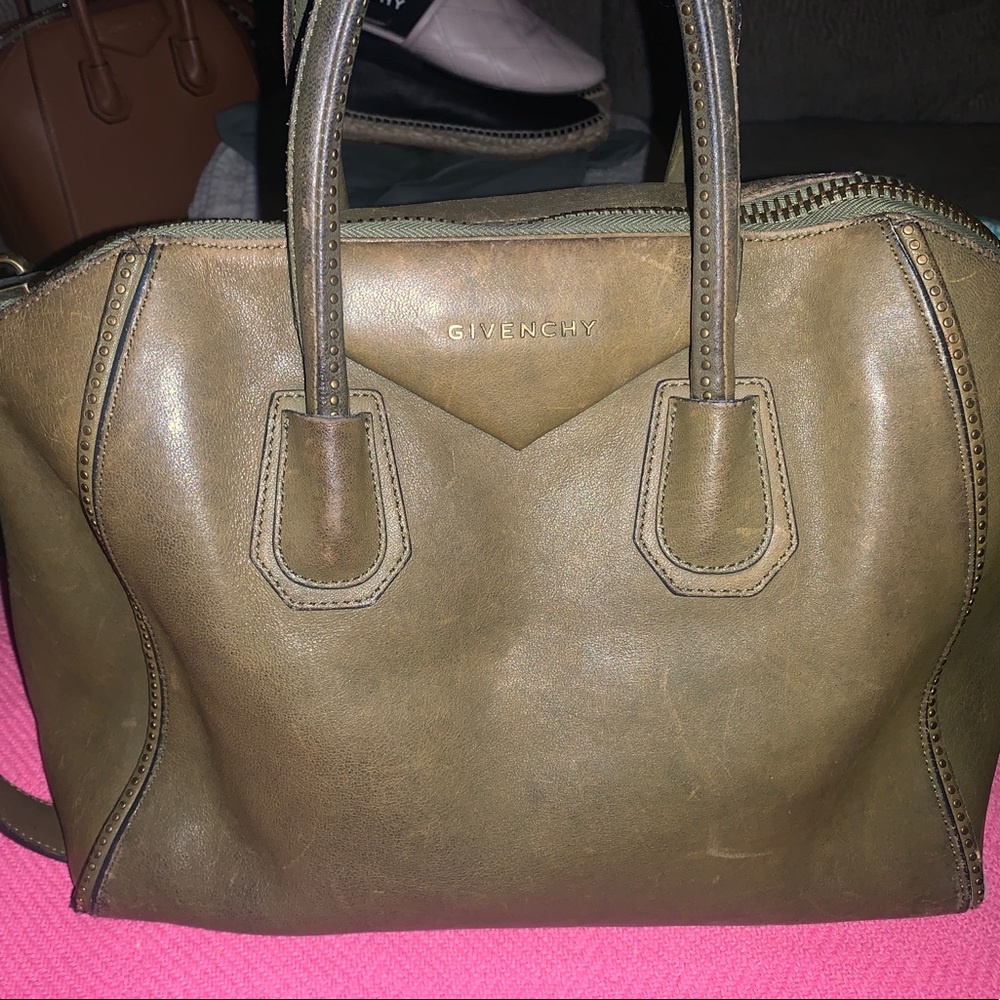 Givenchy Olive Green Antigona Satchel - Picture 2 of 11